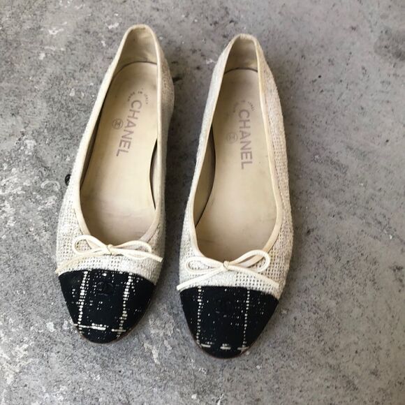 CHANEL Shoes - Chanel Fabric ballet flats